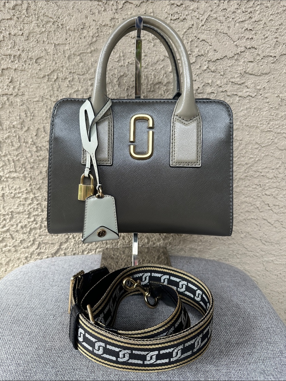 MARC JACOBS Two-Tone Gray Mini Satchel/crossbody (missing key)